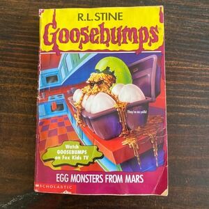 Goosebumps Egg Monsters From Mars RL Stine Kids Chapter Book 1996‎ First Edition